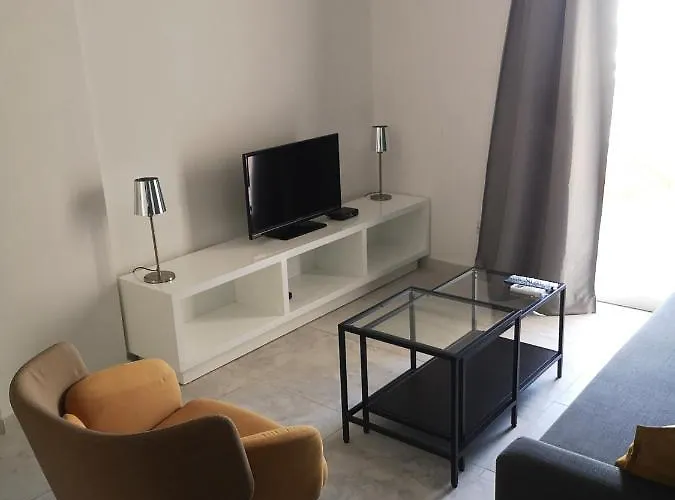 莱卡维托斯公寓 公寓